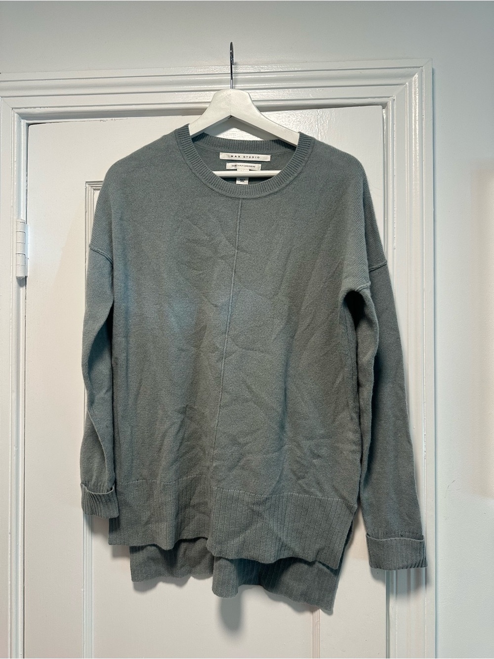 Max Studio 100% 2-ply Cashmere Sweater